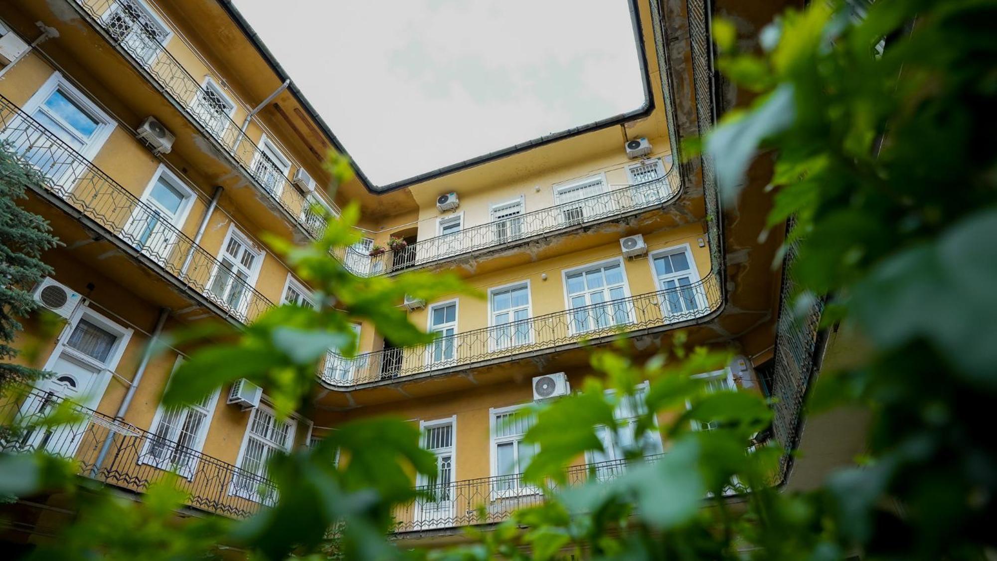 Instant Ruinbar Central Premium Apartment B Budapest Bagian luar foto